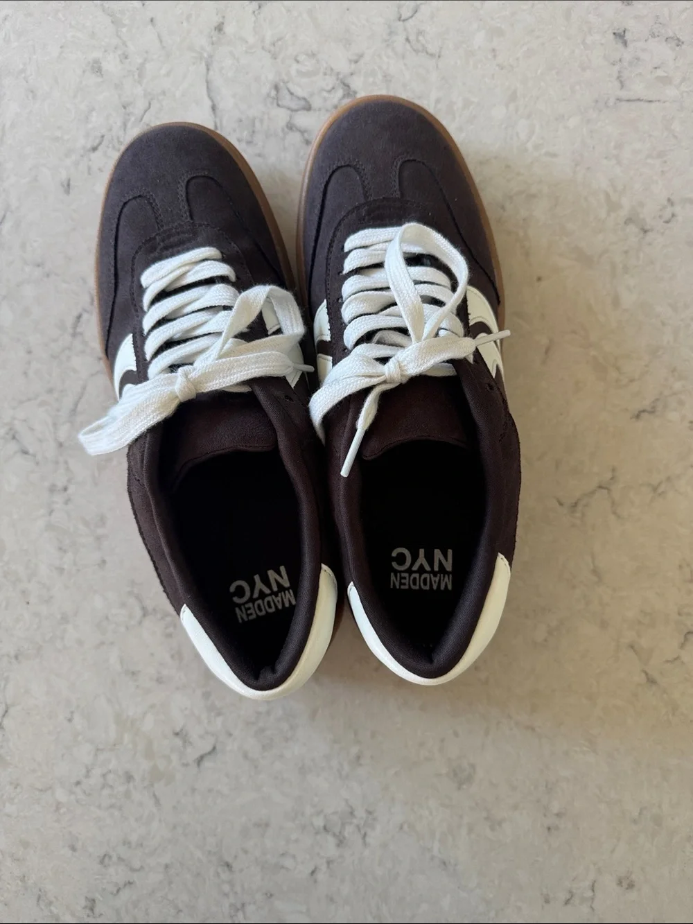 NWOT Madden NYC Platform Sneakers in Chocolate Brown with White Stripe women’s 9